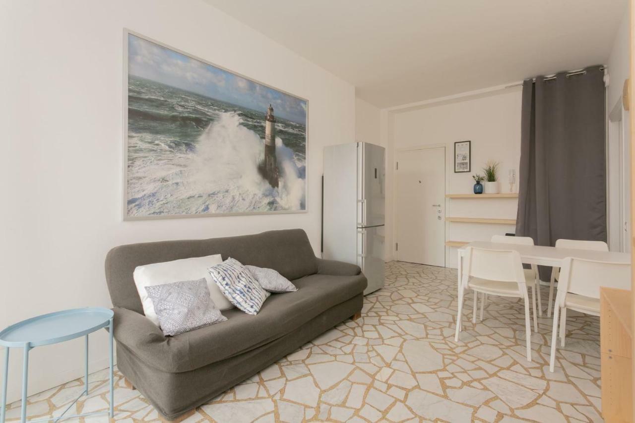 Maciachini Two Bedroom Appartamento *