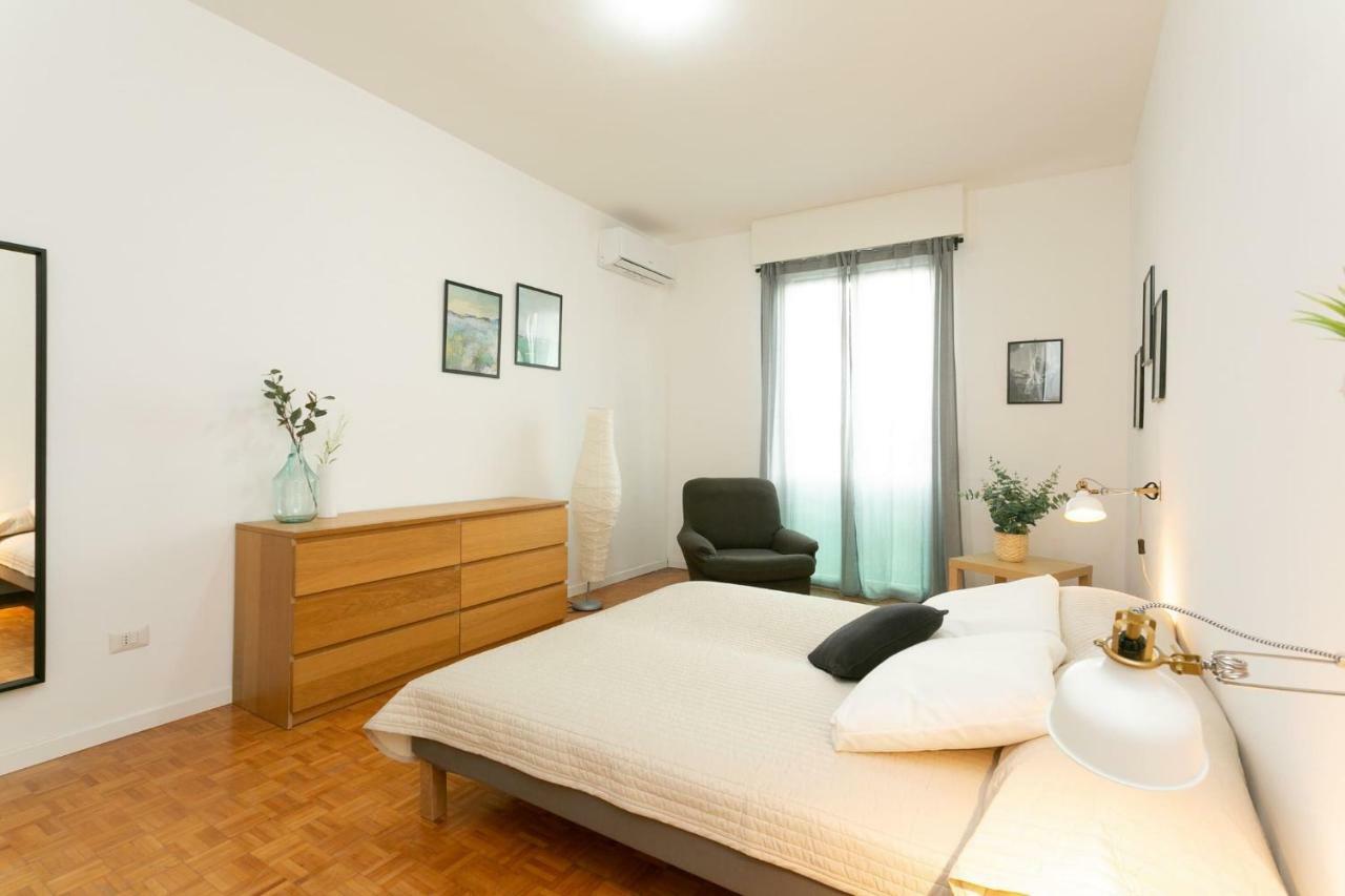 Appartamento Maciachini Two Bedroom *