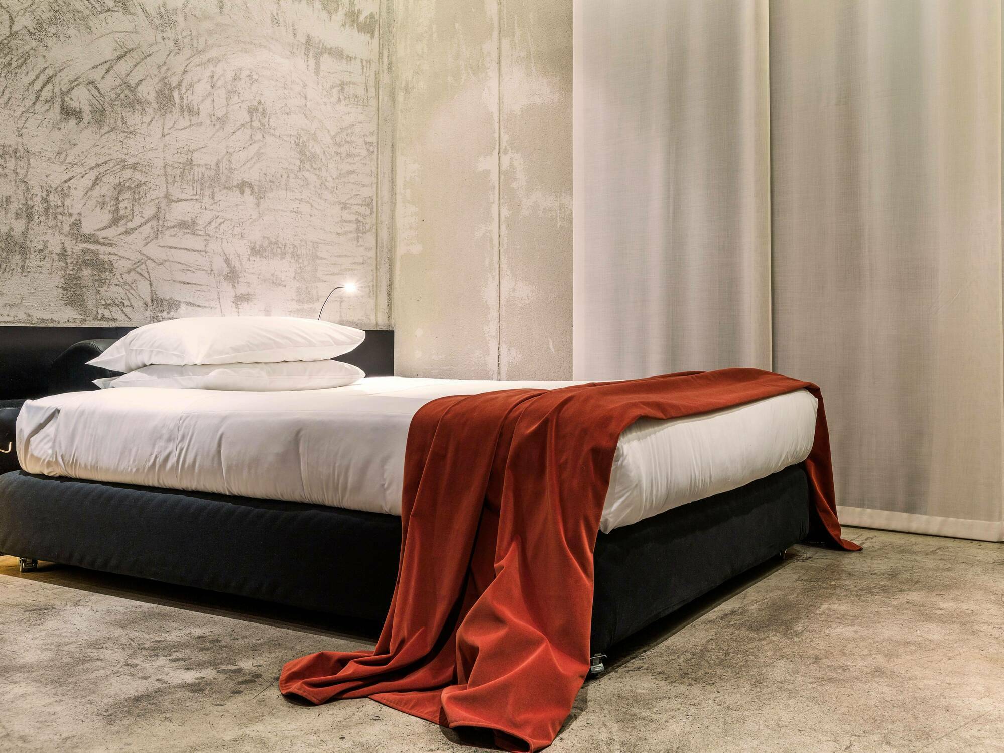 Straf, Milan, A Member Of Design Hotel 4*