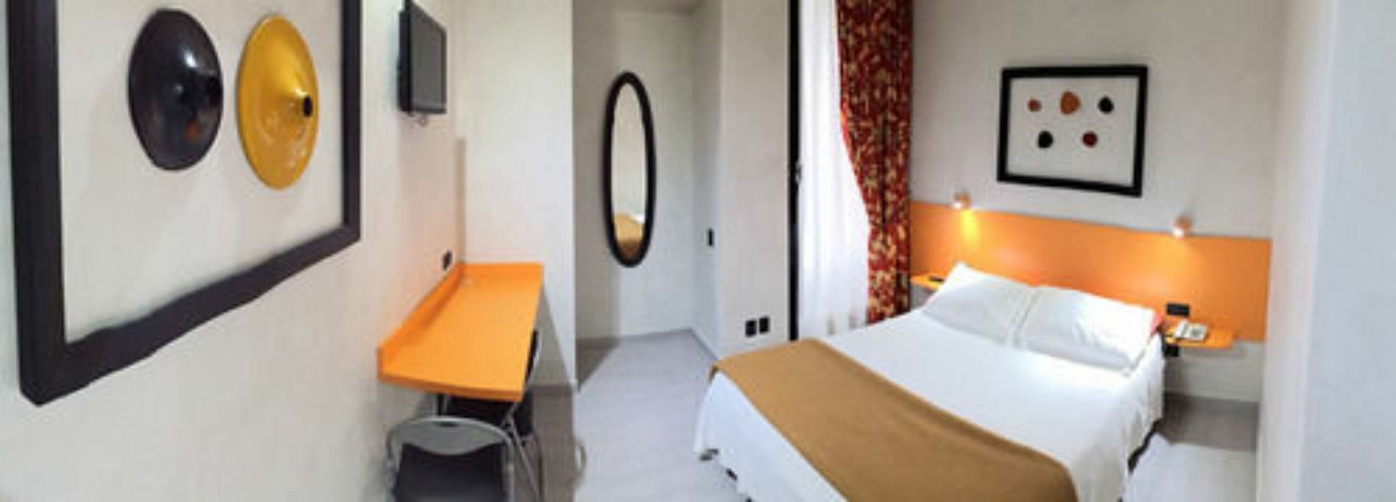 Hotel 38