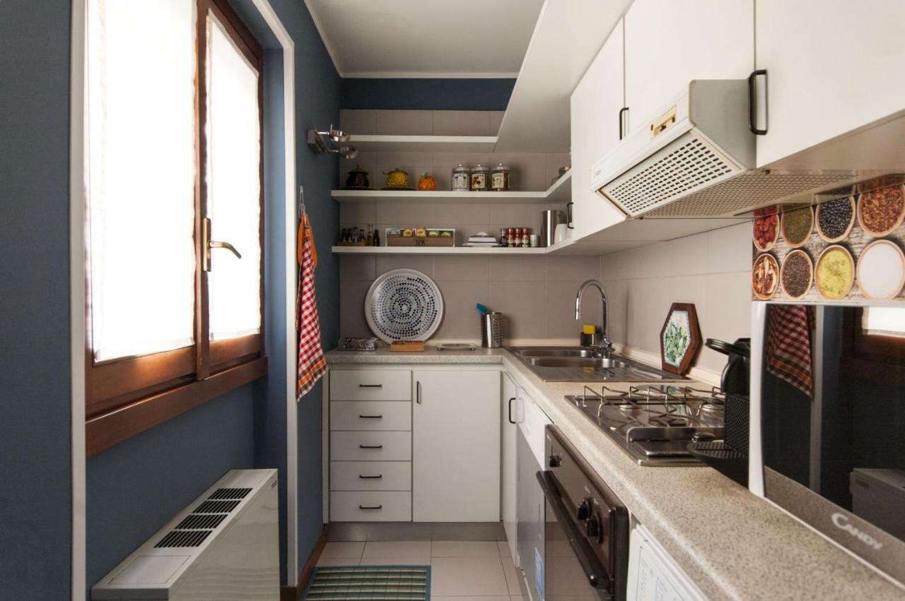 Apartment Fancy Blue Duomo Duplex Milan