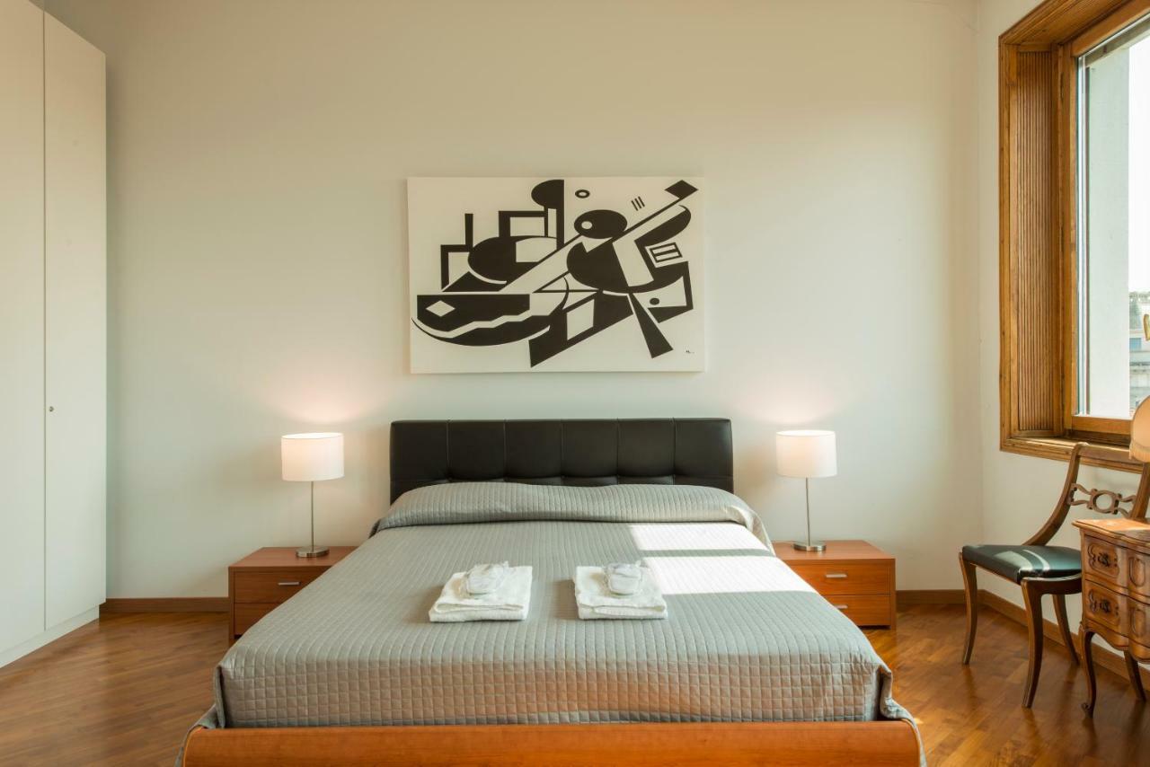Bnbutler - Duomo - Galleria Unione Appartement *