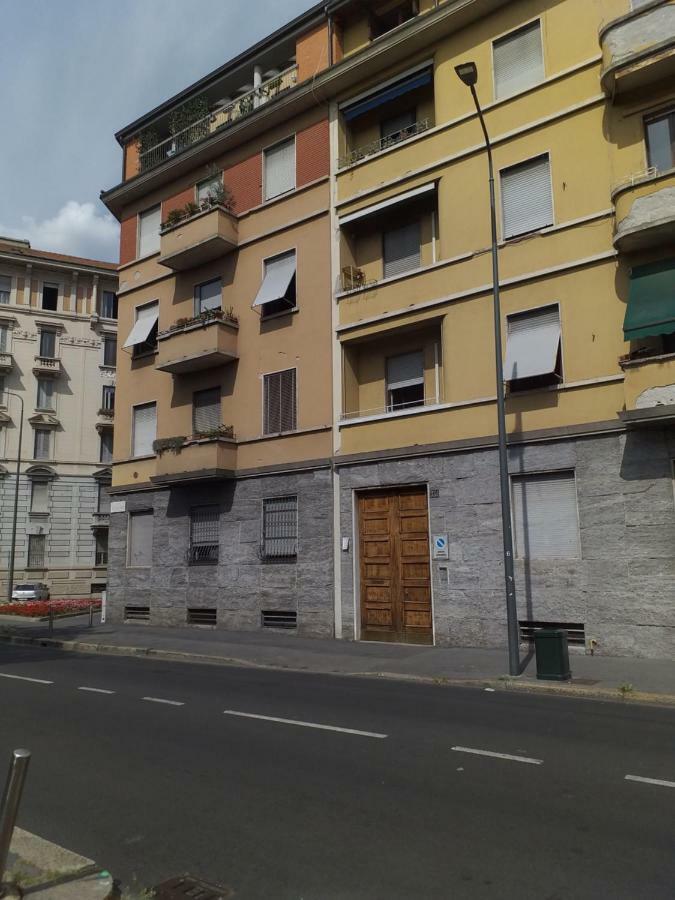 Meta Italy Da Silvia Appartamento Milano