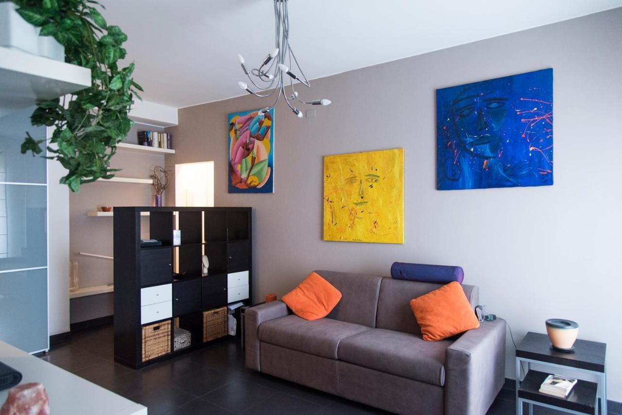 Appartamento High Rise Flat Near Metro Stop Milano