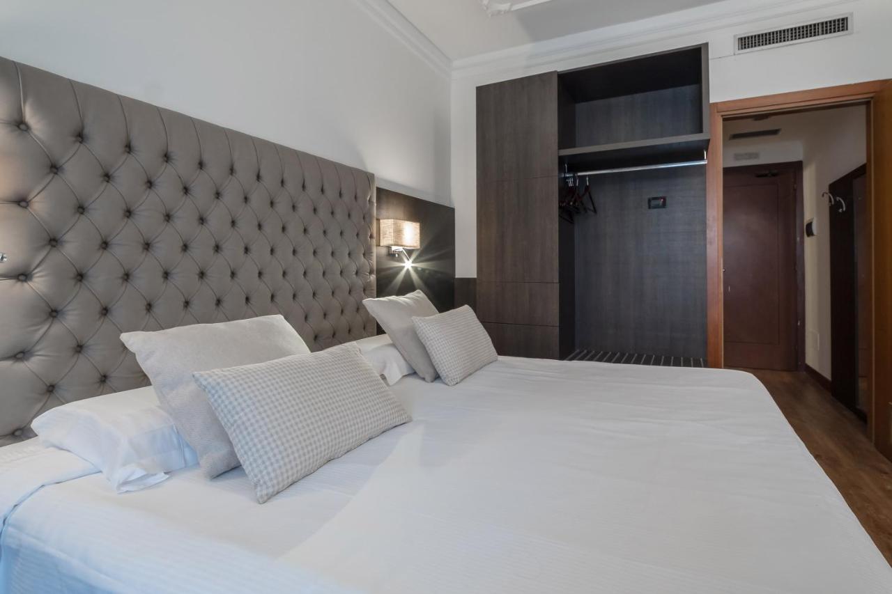 Hotel Mythos Milaan
