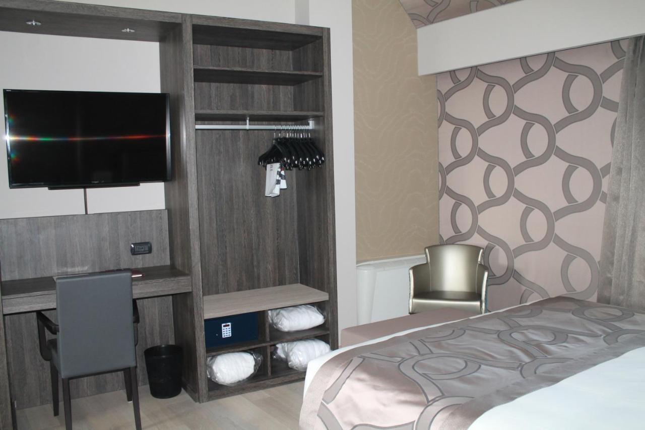 Mozart Hotel 4*