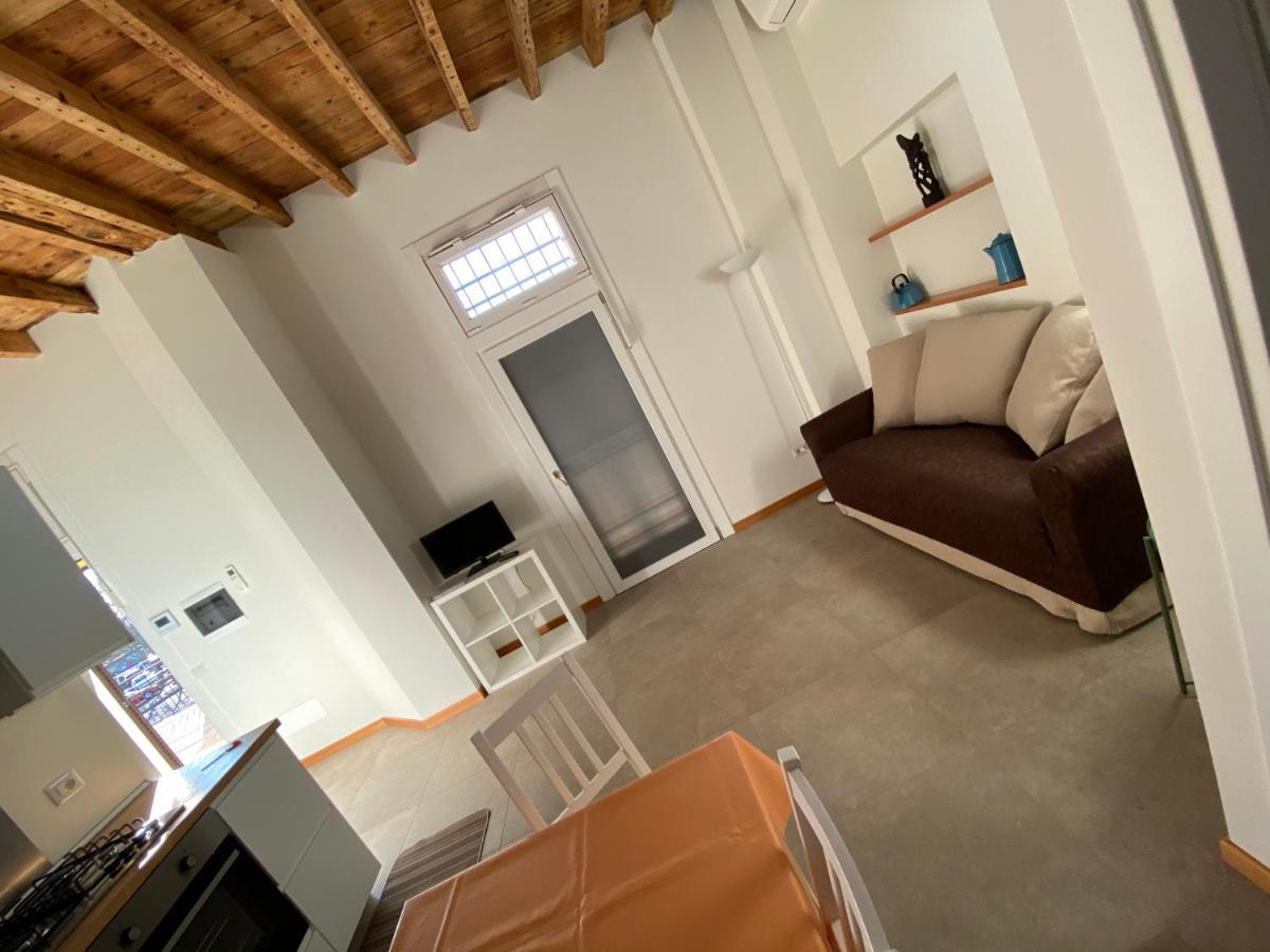 Novi Homes Apartment *