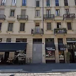Bamboo Milano Sinatra Apartment