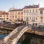 Romantic Flat On Navigli River By Easylife