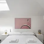 2 Bedroom 2 Bathroom Apt - Duomo 1