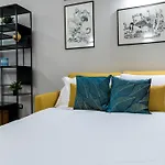 Joivy Elegant 1 Bedroom Apt In Front Of The Sforzesco Castle