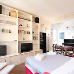 Casa Del Maestro Apartment