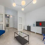 Niguarda-Zara Xxl Home,Two Balconies,Wifi,Family