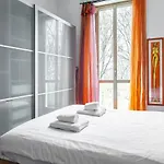 Easylife - Accogliente Residenza Con Balconcino