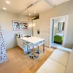 Viale Umbria Colorful And Cosy Studio
