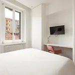 Modern & Comfortable Flat - Near Central Station
