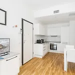 Easylife - Stile E Comfort A Due Passi Da Centrale
