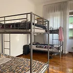 Hostel Corner 32