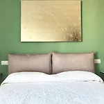 Elegante E Spazioso Appartamento