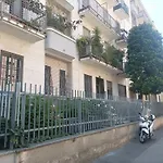 Nice Cozy Apartment Next To Loreto