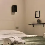 Ampia Casa In Corso Buenos Aires, 6Min Dal Duomo