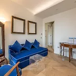 Montenapoleone - Charming apartment