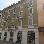 Milano Isola - Bright 2-Room Apartment With Balcony