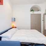 Confalonieri21 Isola Cozy Nest