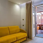 The Unique Hotel