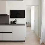 Washington Modern Apartment