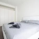 Corso Vercelli Cozy Modern Flat