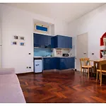 Moscova Studio - Brera & Downtown Walking