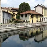 Small Studio On The Canal!