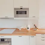 Il Sorriso Di Fofo - Vicino Ai Navigli - Gohost