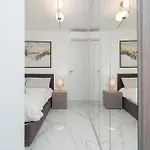 4Co4 - Duomo - Luxurious - Large - Central
