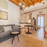 Crocetta Modern Flat