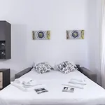 Hemeras Boutique Homes - City Center Design Flats