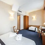 Hotel Ascot