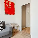 Modern And Cozy Apt In Porta Romana