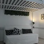 Apartment Anacreonte 7