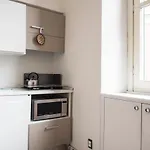 Pleasant 2 Bedroom Flat in Brera District