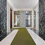 Gorgeous Flat In The Design District