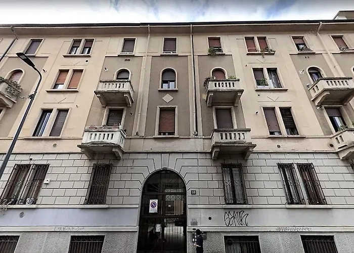 New Cozy Studio 7 Metro Stops To Duomo!