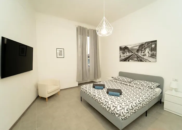 Luxury Apartment Front Navigli