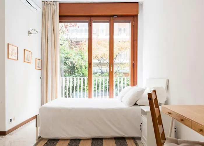 Quiet Apartment Arco Della Pace