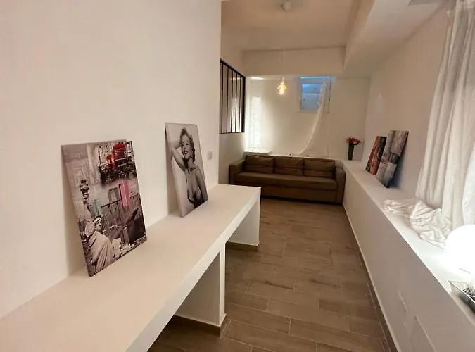 Myhome Boni Deluxe Milan