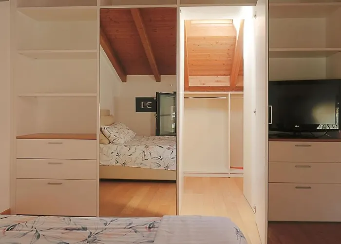 Modern Split-Level Loft With Garden Near Fondazione Prada By Rentopolis