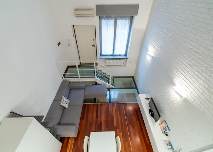 Luxury & Cozy 90 Sqm Flat Facing “Bosco Verticale”