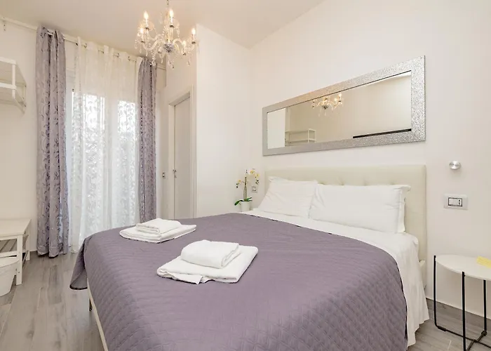 Lovely Room - 3