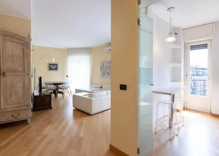 Spacious Two Bedrooms Solari Area - Mirable Pm
